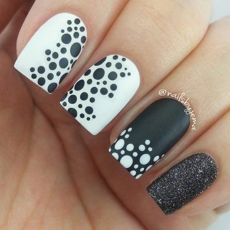 Polka Dot Nails Black and White