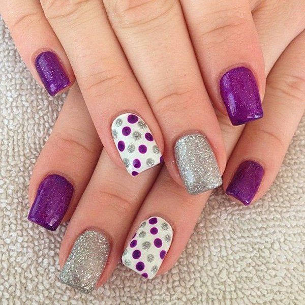 Nail Art Polka Dots Purple