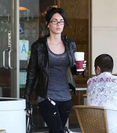 Megan fox no makeup with morning coffee