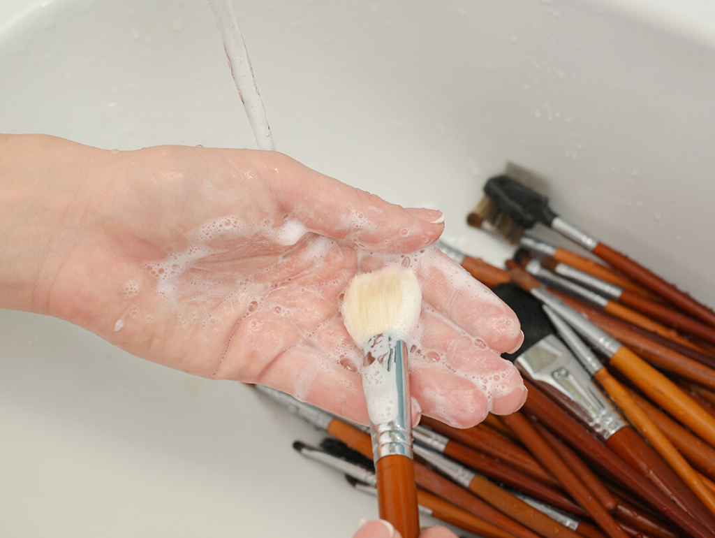 Keep Makeup Brushes and Sponges Clean