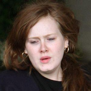 Adele Looking Disoriented