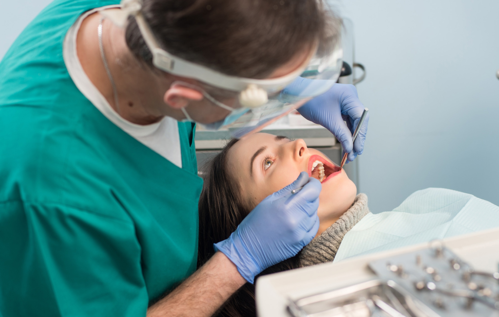 When Should You Visit an Emergency Dentist